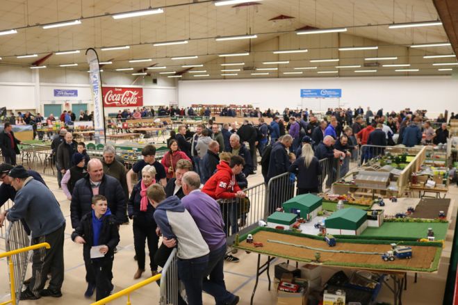 Record crowds flock to MMC Show new venue!